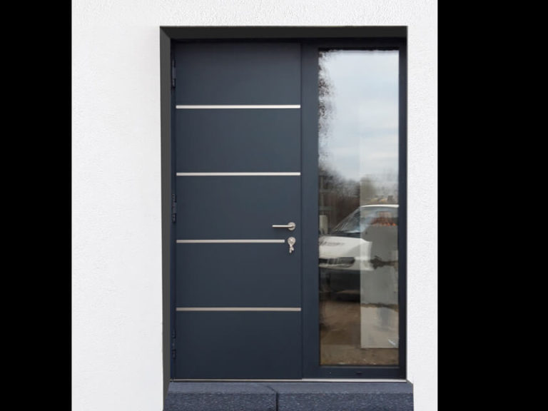 Ryterna front door design similar to 207