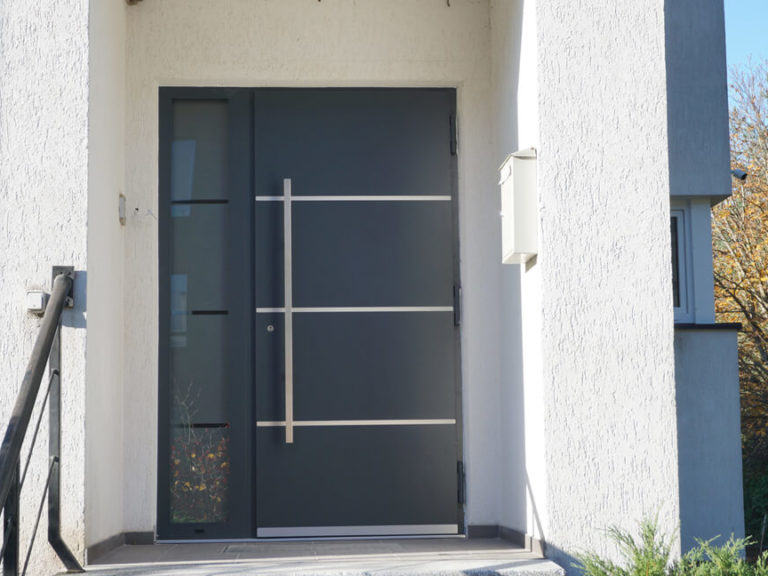Front doors with appliques matching glazing