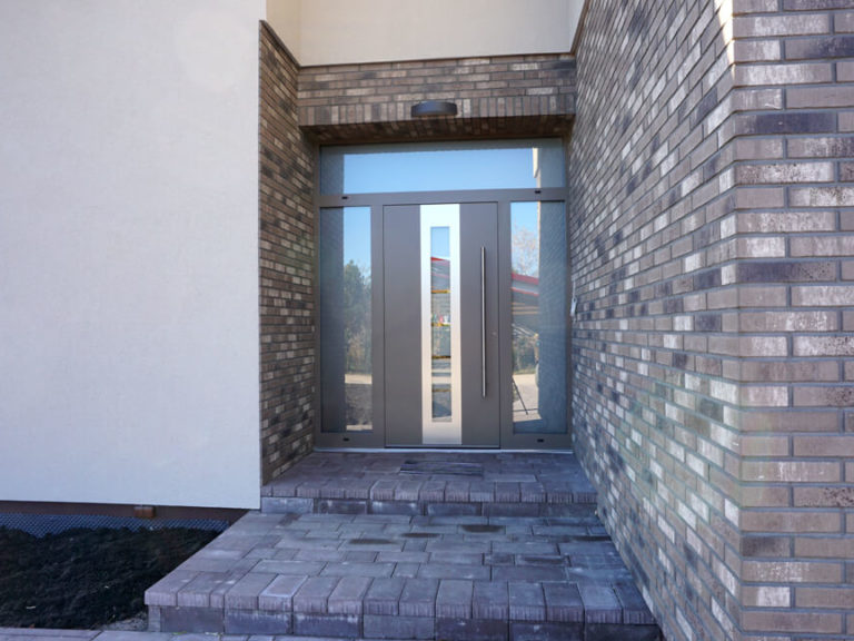 Ryterna front door 601 design with sidelights & transom