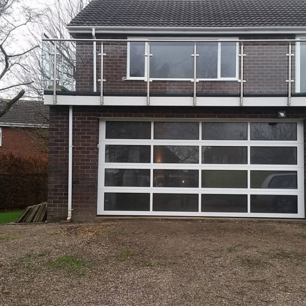 Glazed sectional garage doors (11)