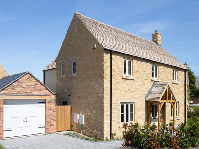 Sectional garage door - 'Retro' design