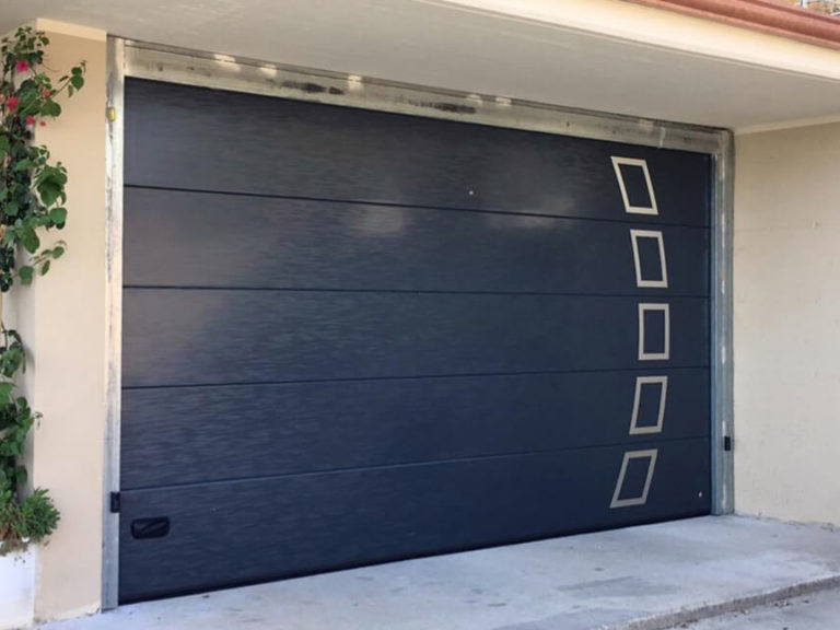 Garage door with 'Sails' decor