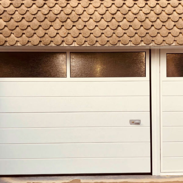 'Midrib-slick' design & glazed panels with 'frosted' effect glazing