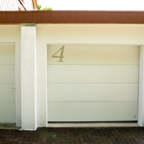 'Flush-slick' design & a house #