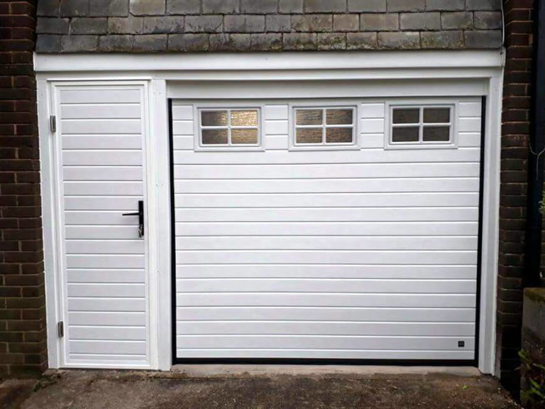 'Rib-woodgrain' design' & PVC windows