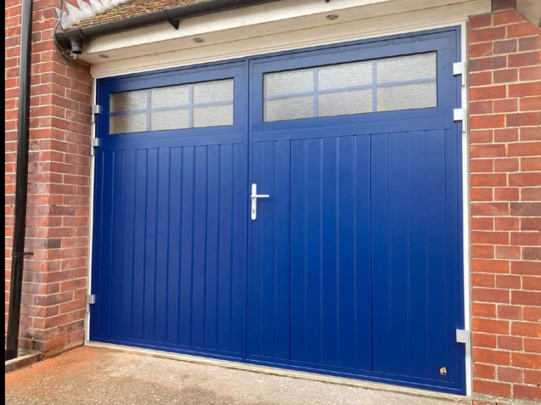 Side-Hinged Garage Door Traditional design