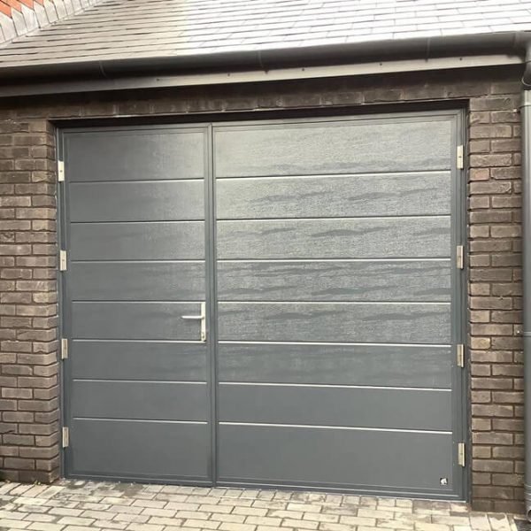 Side-Hinged Garage Door Midrib Woodgrain design & custom colour