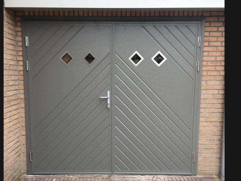 Side hinged door in modified 'Diamond' design