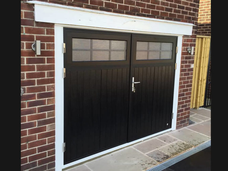 'Traditional' design side hinged door