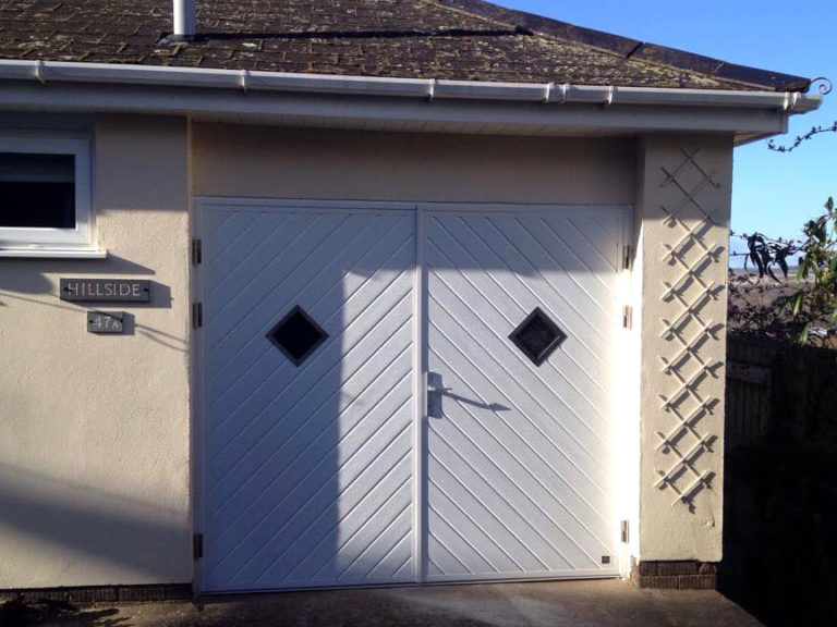 Side hinged door in chevron layout