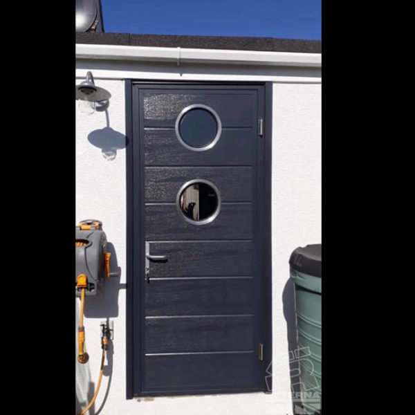 Side door with portholes
