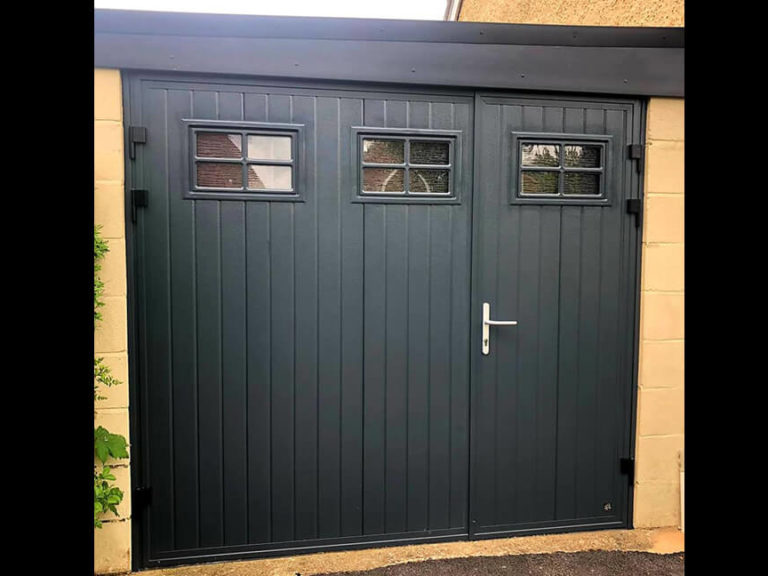 Side hinged door 2/3-1/3 split