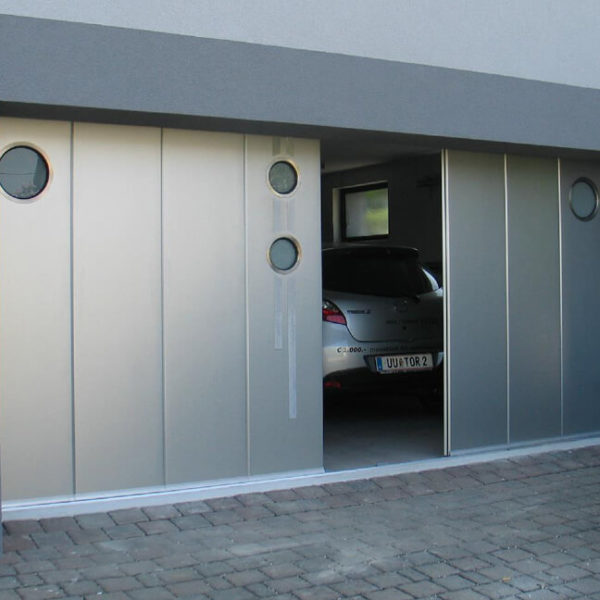 Sliding door with portholes