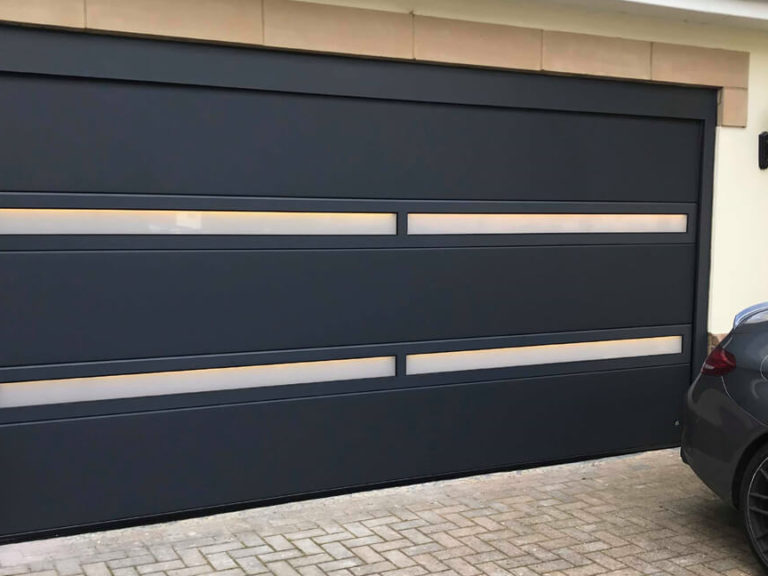Slim-line sectional garage doors (5)