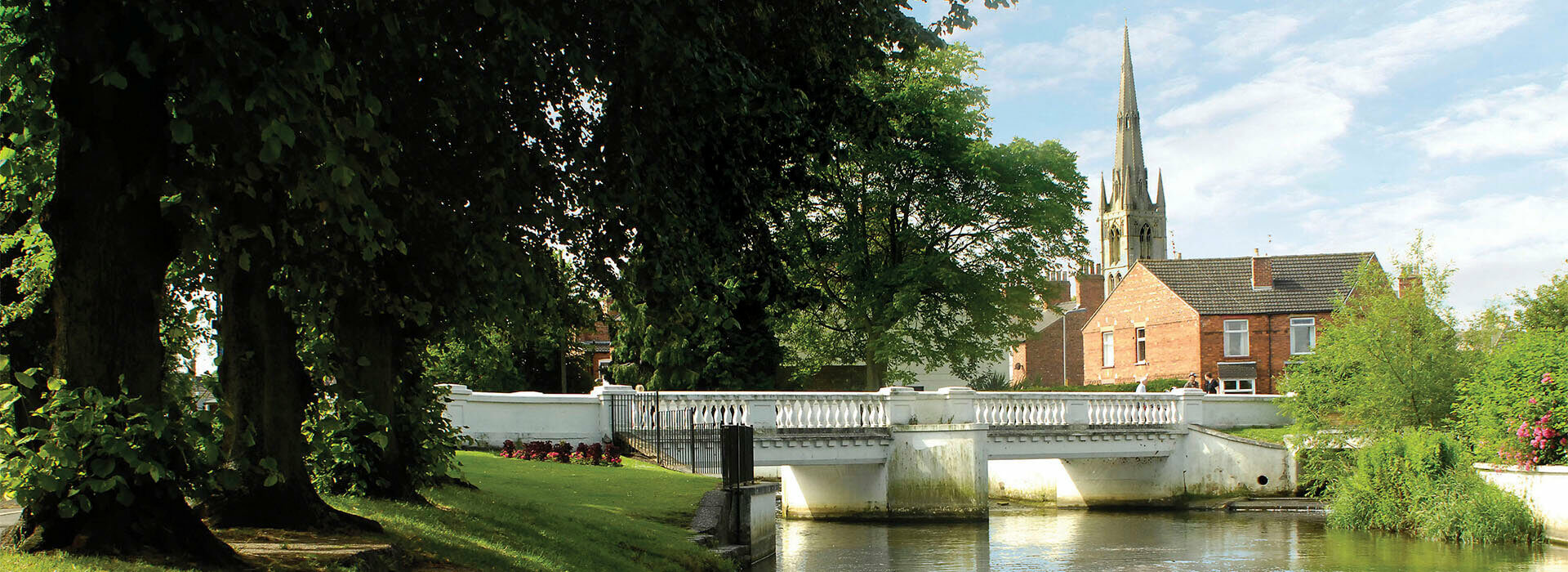 Aluminum Front Doors in Grantham Aluminum Front Doors in Grantham